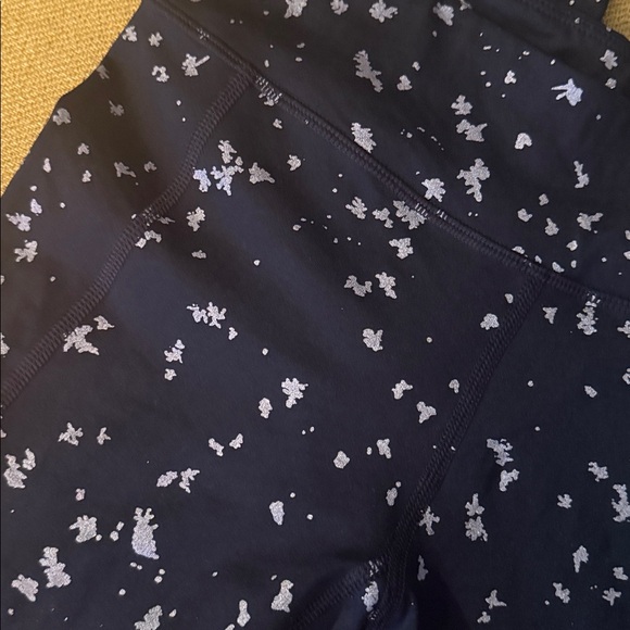 Under Armour black coldgear infrared shimmer leggings - Picture 2 of 7